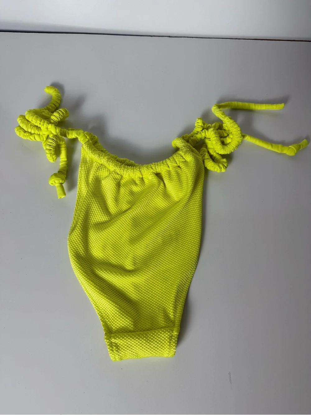 Aerie Neon Yellow Textured Bikini Set Ruched String Swimwear M